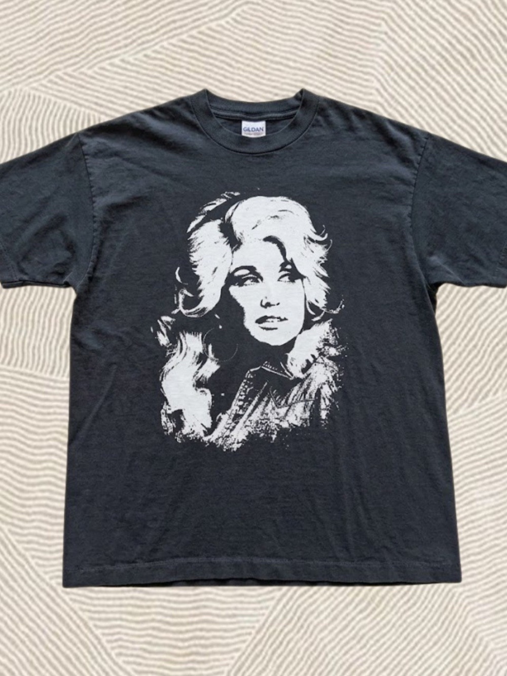 Gildan Black Dolly Parton Graphic T-shirt